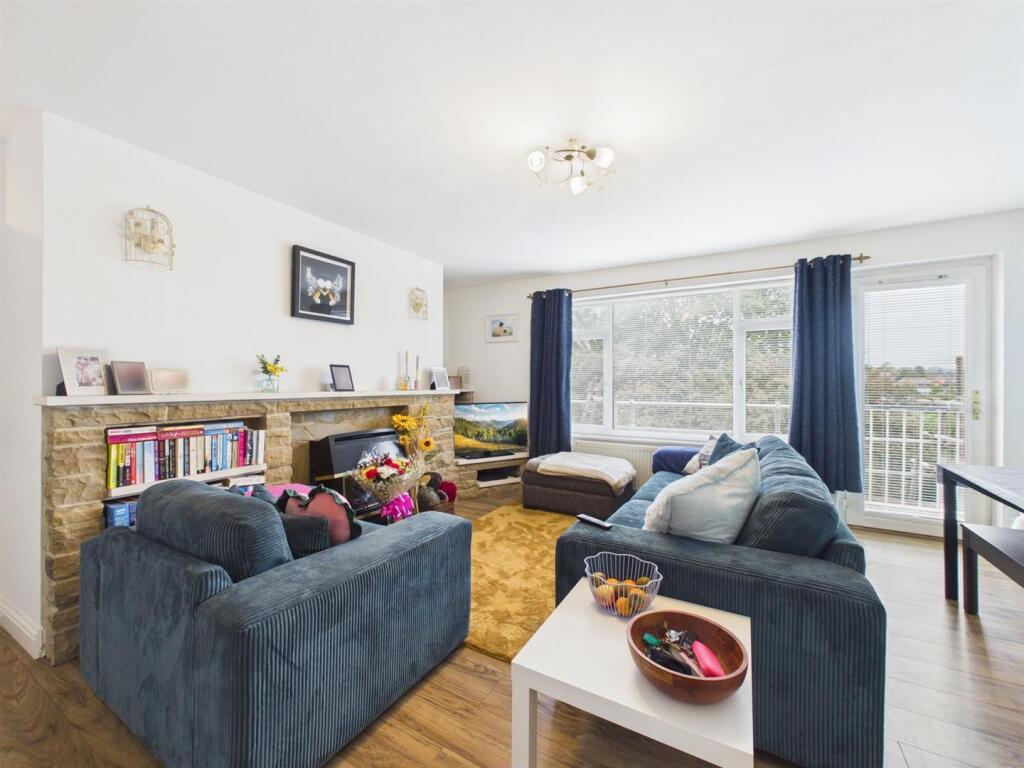 Apartment in Newcastle upon Tyne - View 5