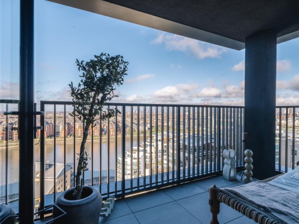 Apartment in London - View 4