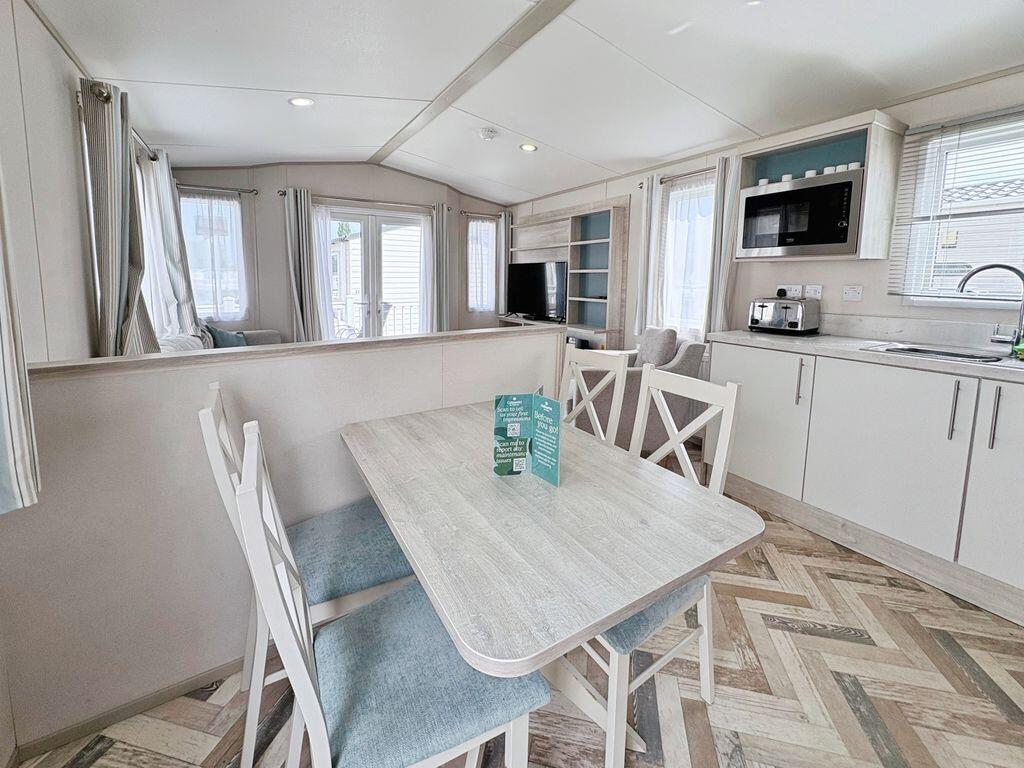 Main image of property: Mallard Lake, Cotswold Hoburne, Cotswold Lakes