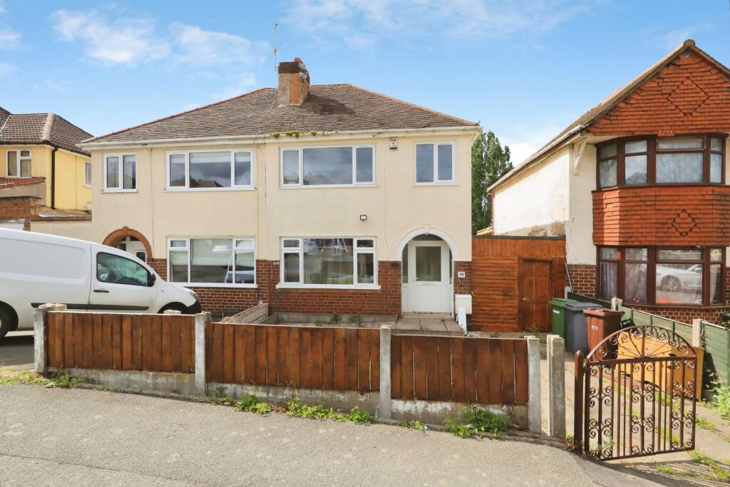 Main image of property: Mount Road, Lanesfield, Wolverhampton, West Midlands, WV4