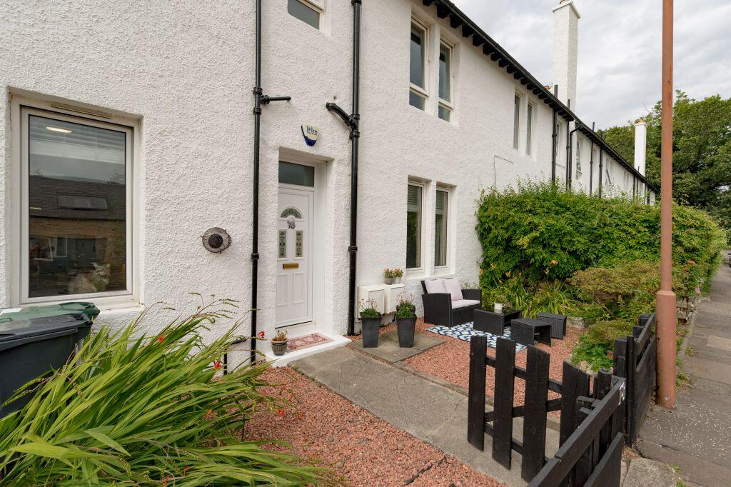 Main image of property: 18 Blinkbonny Road, Currie, EH14 6AF