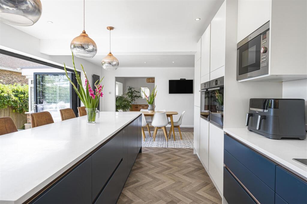 Homefield Road, Seaford photo 5