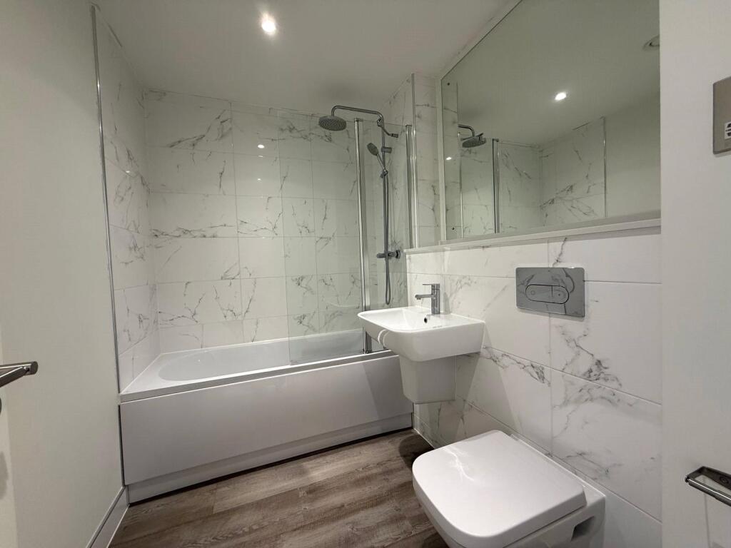 Apartment in Birmingham - More