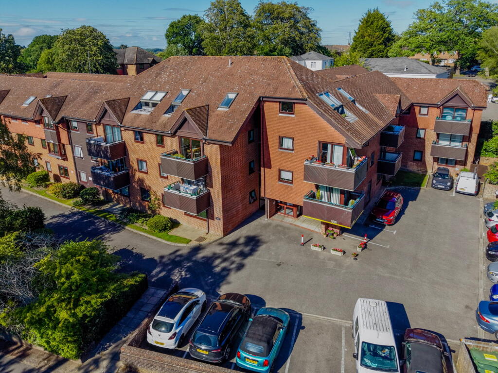 Main image of property: Sandhurst Road, Tunbridge Wells, TN2 3SW