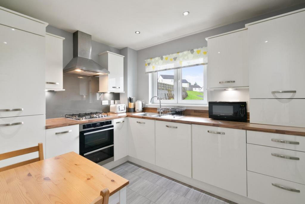 Apartment in Glasgow, East Renfrewshire - View 4
