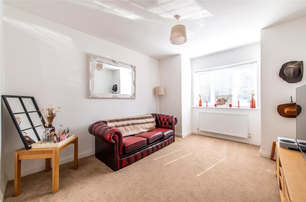 House in Maidstone, Kent - View 5
