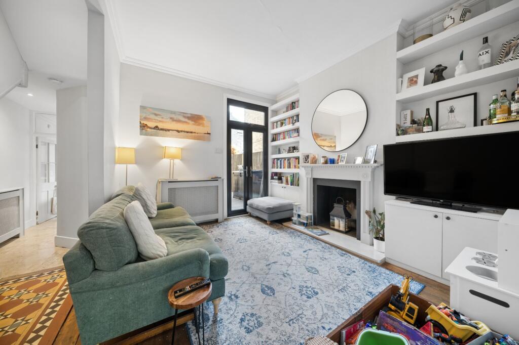 Apartment in London - View 2