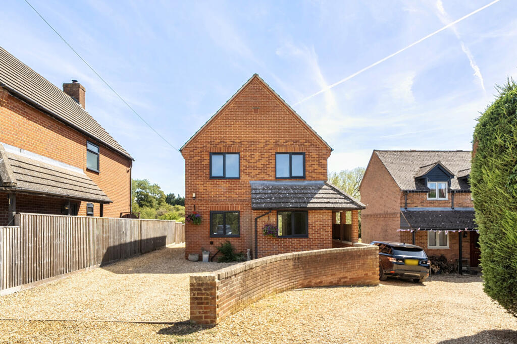 Main image of property: Grendon Road, Edgcott, Aylesbury