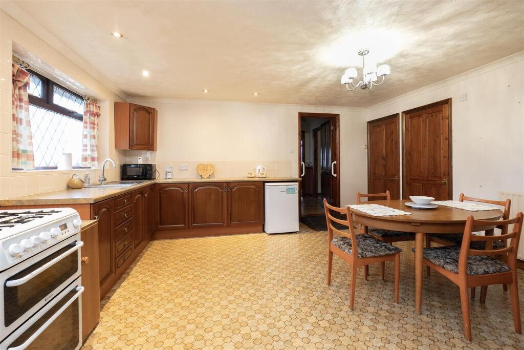 Branches Lane, Holbeach, Spalding photo 4