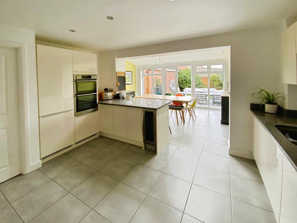House in Hull - More