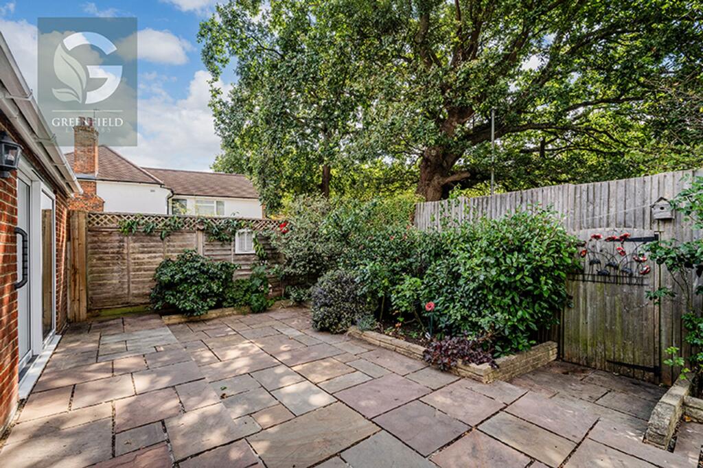 House in Epsom, West Ewell - View 4