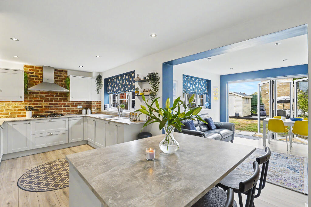 House in Stevenage - View 2
