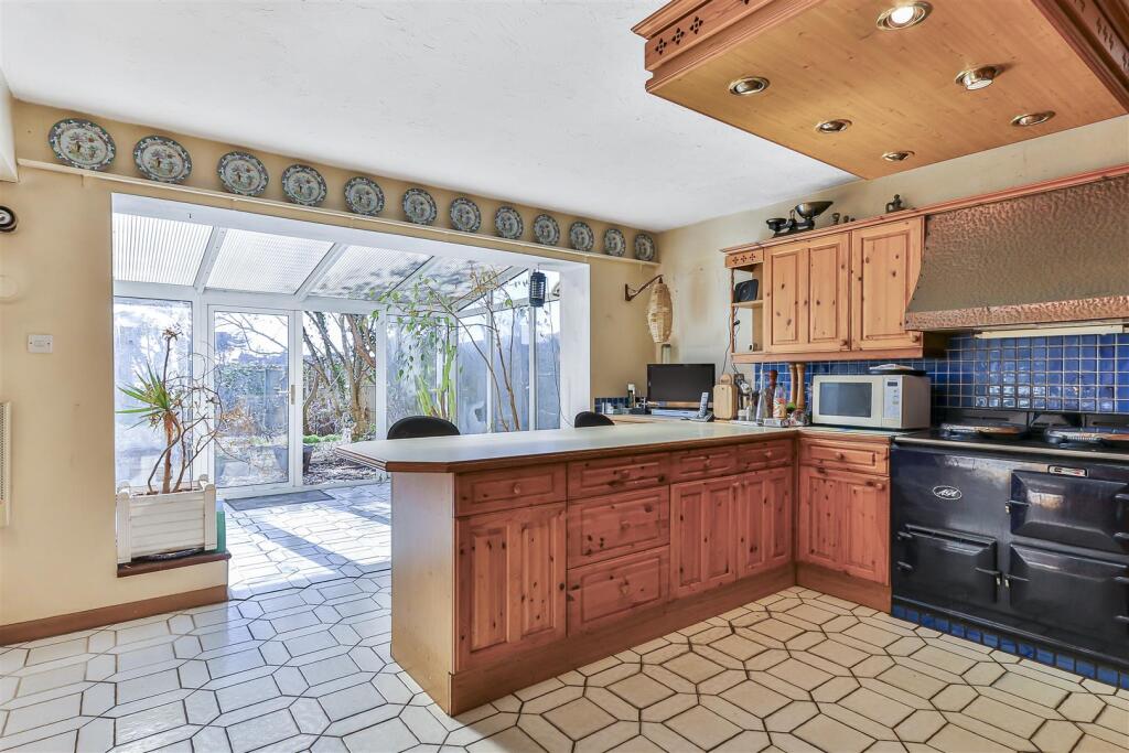 Additional image 7 of Sandbanks Road, Lilliput