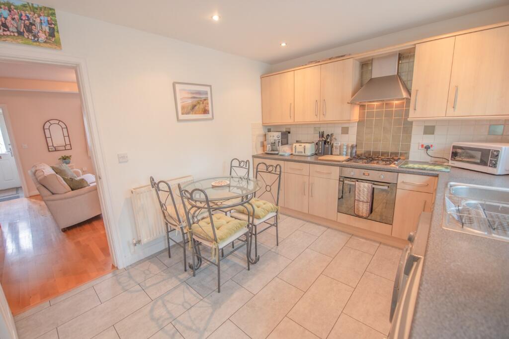 11 Laycock Fields, Cowling, BD22 0DN photo 4