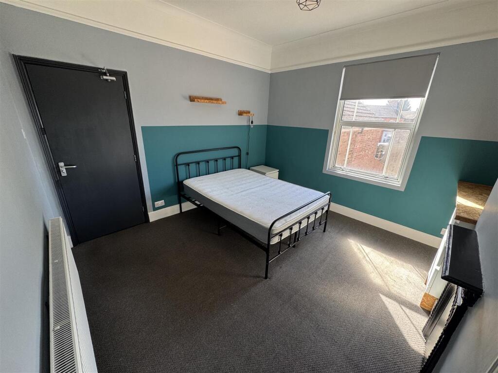 Main image of property: St. Thomas Road, Spalding