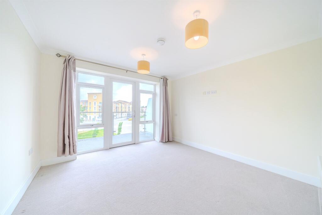 House in Bristol, Charlton Hayes - View 4