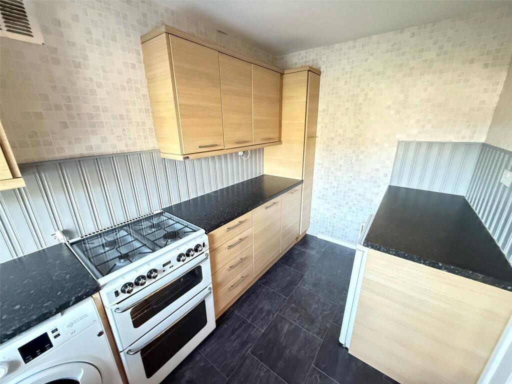 Featherstone Road, Newton Hall, Durham, DH1 photo 4