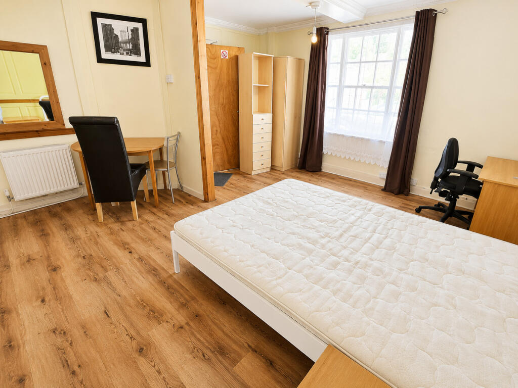 House in Colchester, Hythe - View 2