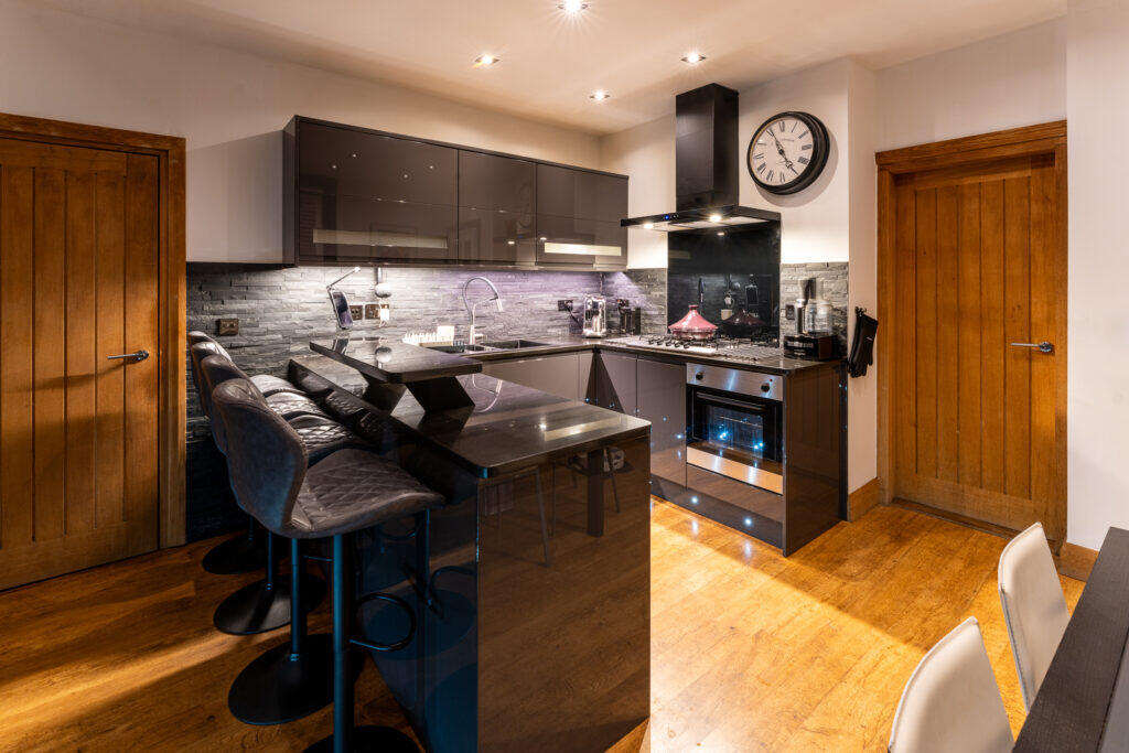 Apartment in Edinburgh - View 5