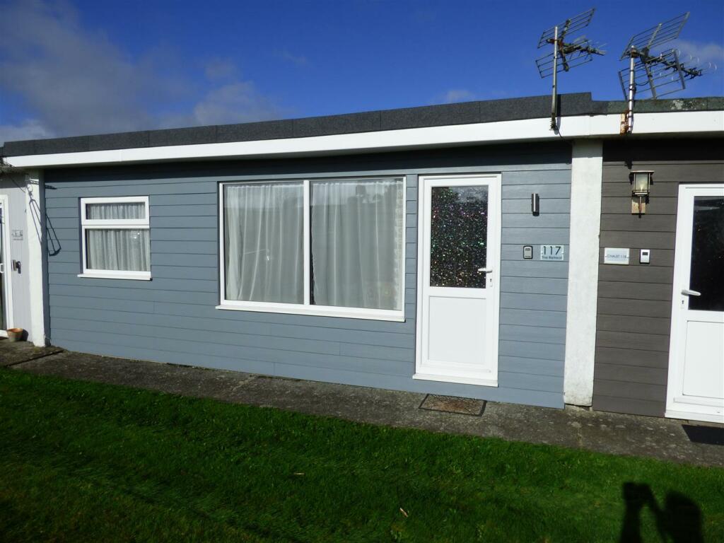 2-bed house on Norton, Dartmouth, £58,000