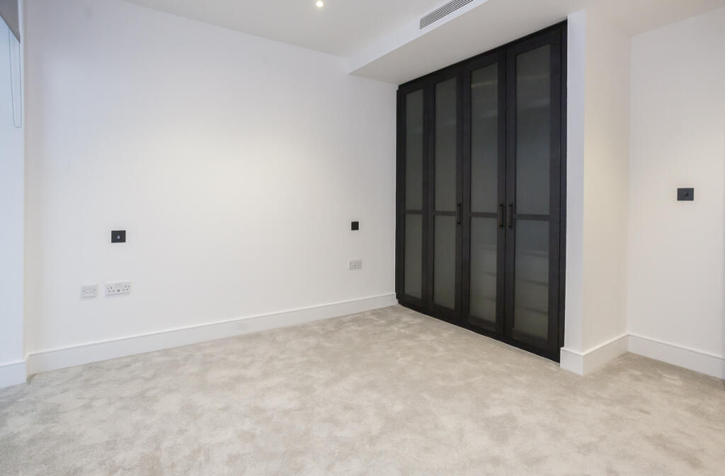 Palmer Road, Nine Elms, SW11 - Mehr