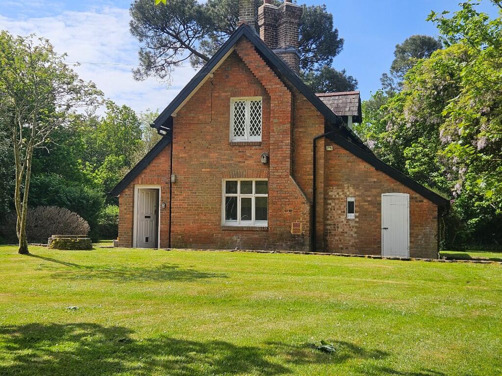 Main image of property: 150 Wallisdown Road, Bournemouth, Dorset, BH10 4HY