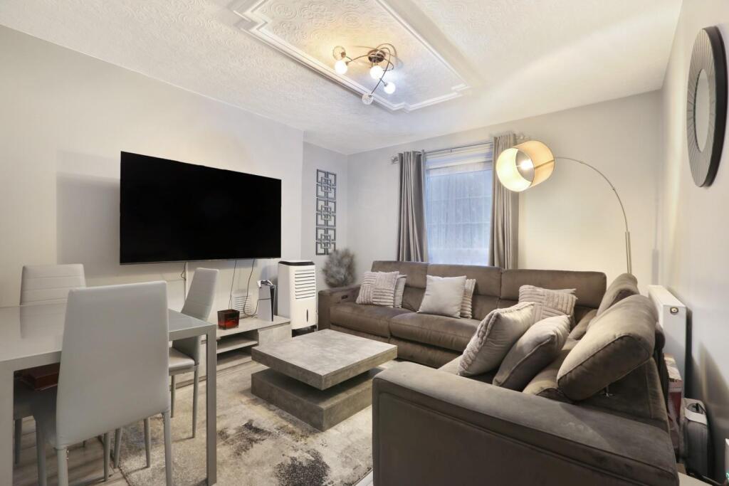 Main image of property: Peckham Road, London