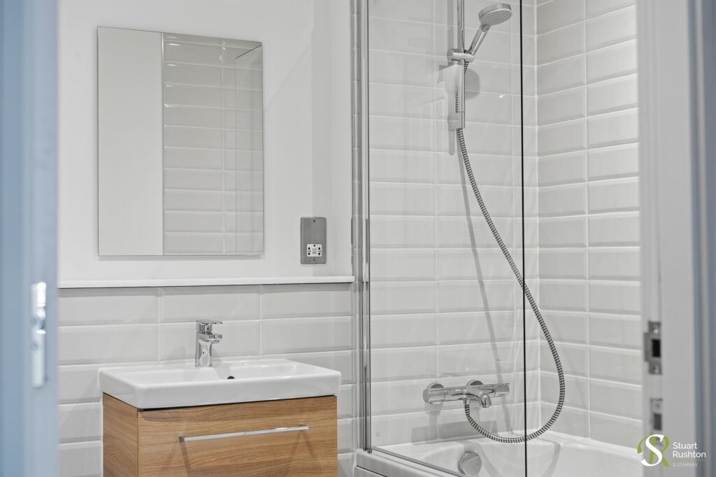 Apartment in Warrington, Little Bollington with Agden - View 4