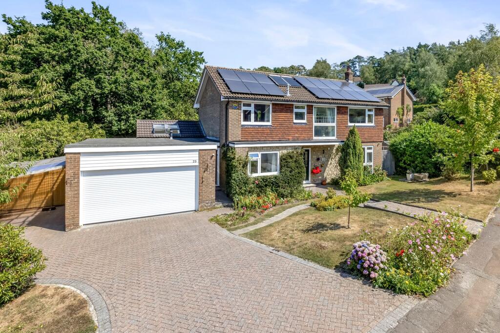 Main image of property: Kings Chase, Crowborough, TN6