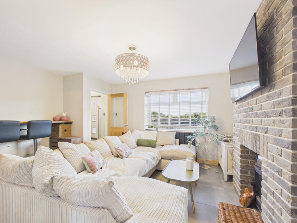 House in Hull, Kingston upon Hull - View 3