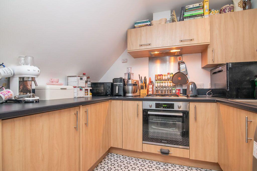 Apartment in Redditch, Worcestershire - View 4