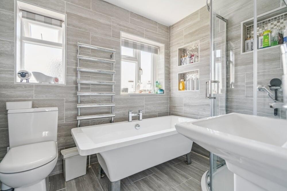 Bower Way, Cippenham, Berkshire, SL1 5HX photo 3