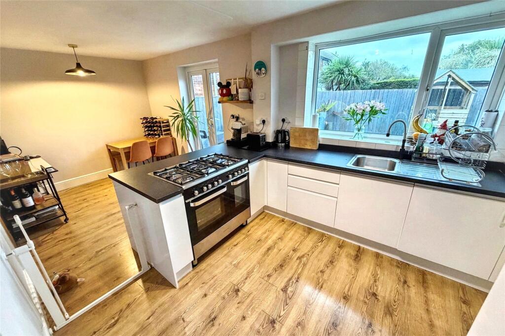 Sandwich Road, Preston Grange, North Shields, NE29 photo 3