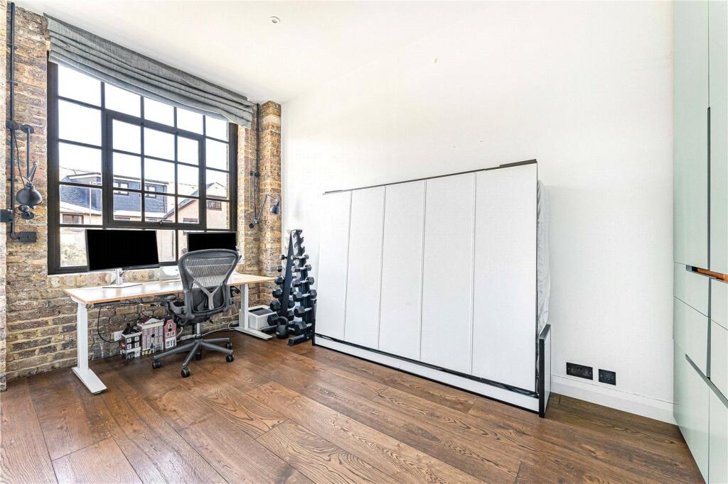 4 bedroom terraced house for rent