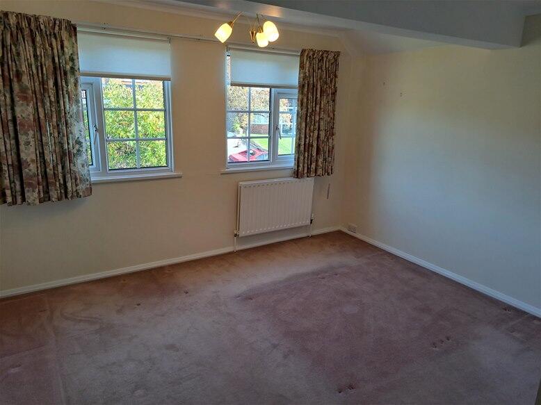 House in Birmingham, Sutton Coldfield - More