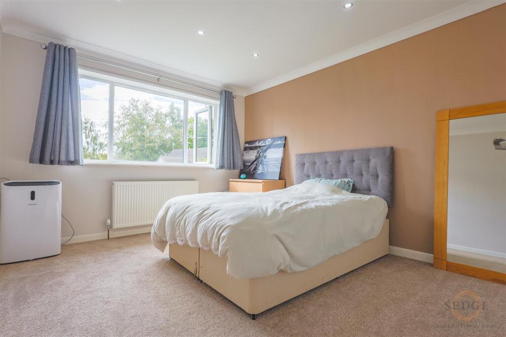 House in Peterborough - View 5