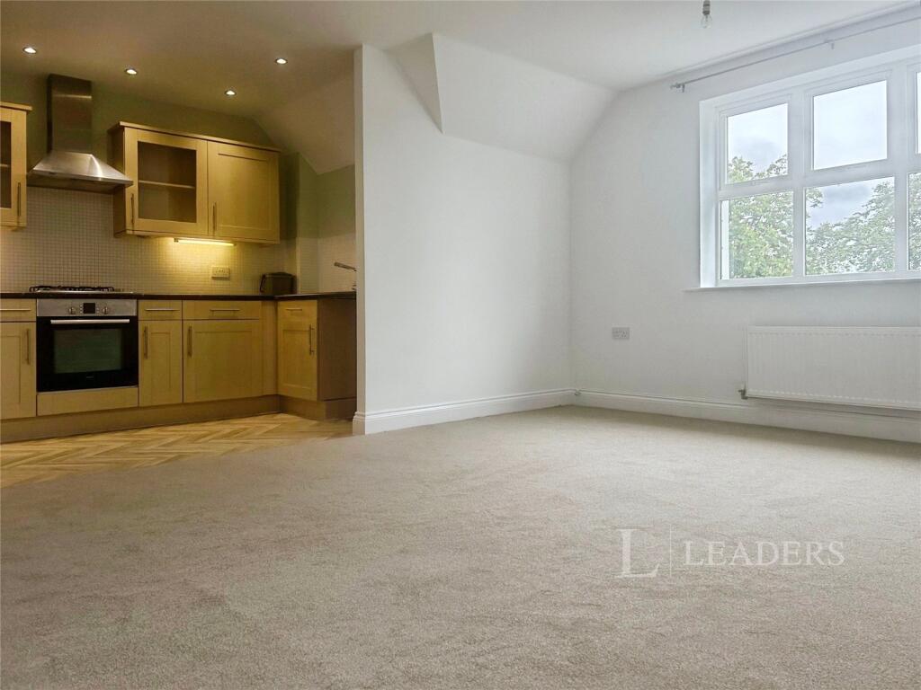 Chalford Grange, Fareham, Hampshire - View 3