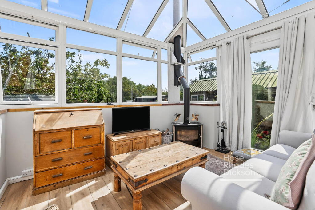 House in Newport, Parkhurst - View 5