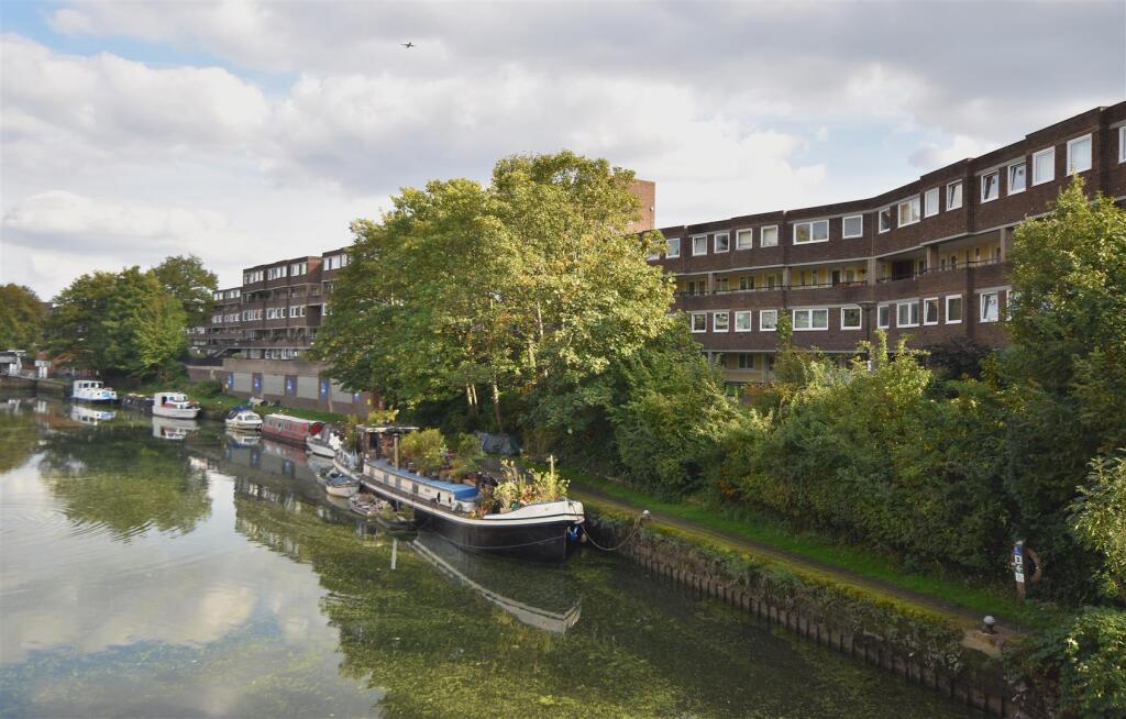 Main image of property: Galba Court, Brentford Dock