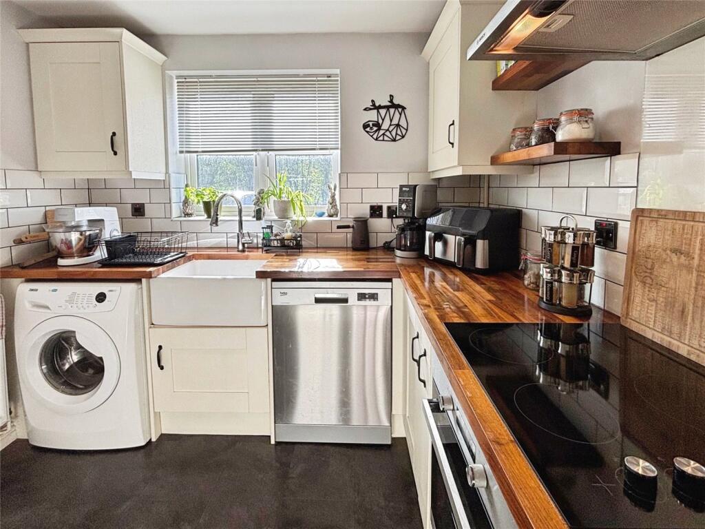 Chestnut Row, Ambrosden, Bicester photo 4