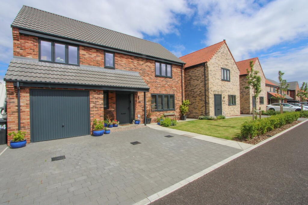 Main image of property: Magnum Plum Way, Frampton Cotterell, BS36