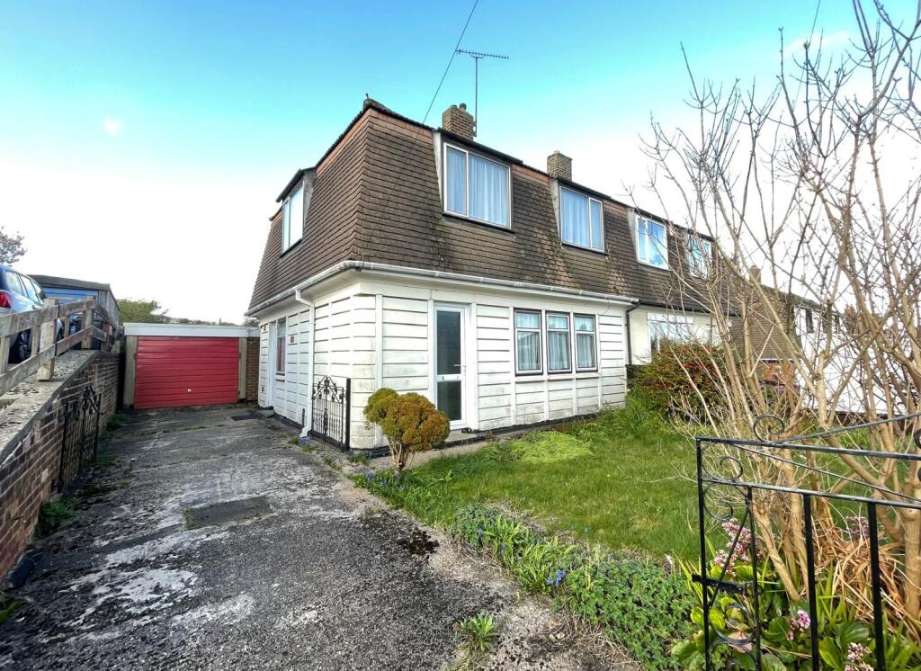 Main image of property: 16. Harby Avenue, Sutton-In-Ashfield, Nottinghamshire NG17 5JT