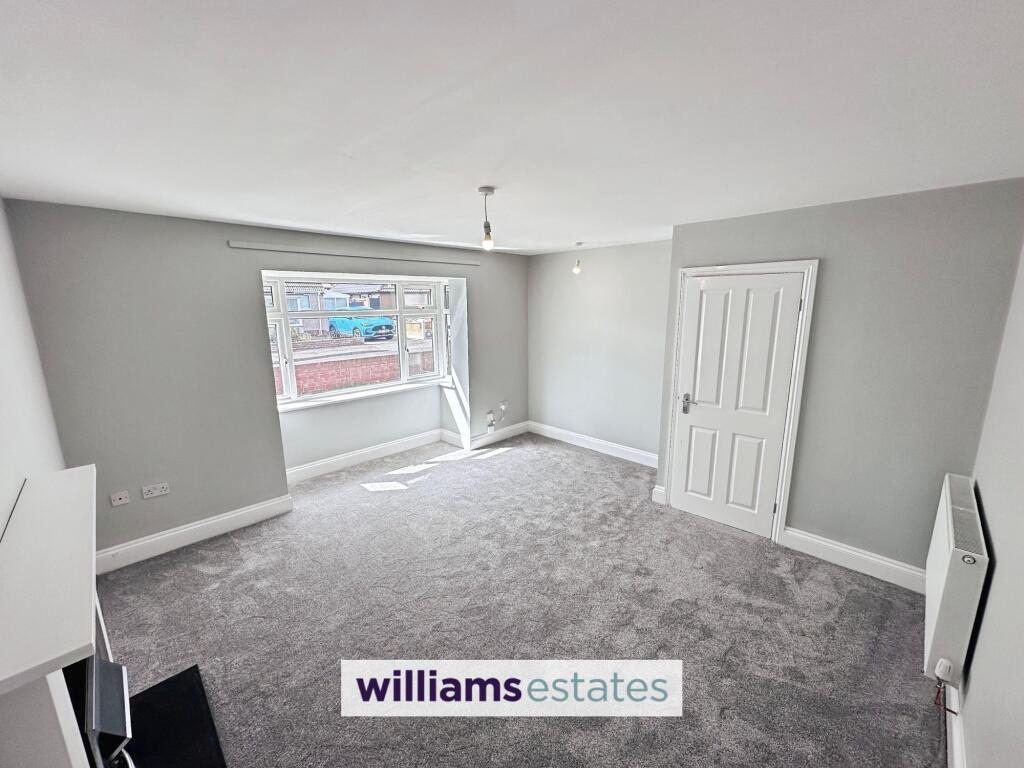 Seabank Drive, Prestatyn, LL19 photo 3