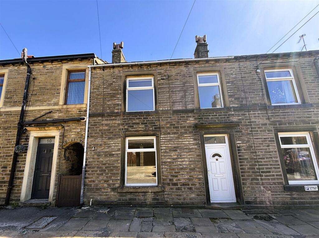 Main image of property: Beech Street, Holywell Green, Halifax HX4