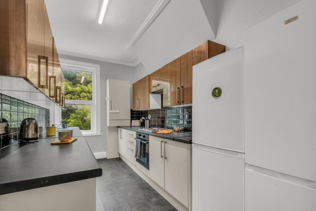 Apartment in Leeds - View 4
