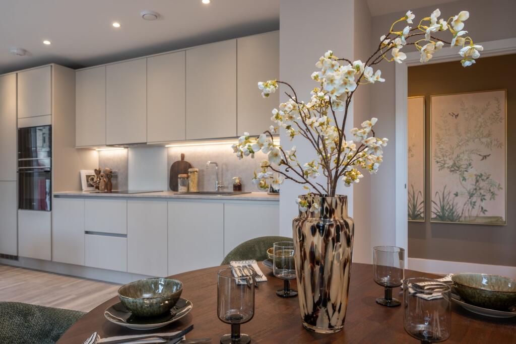 Apartment in London - View 2