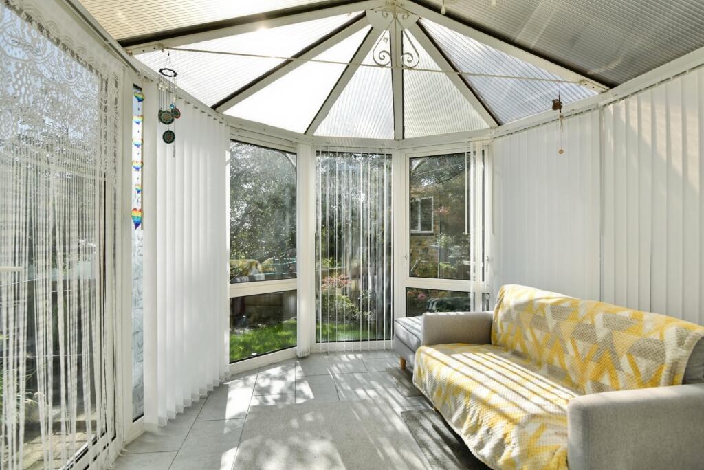 House in Stoke-on-Trent - View 4