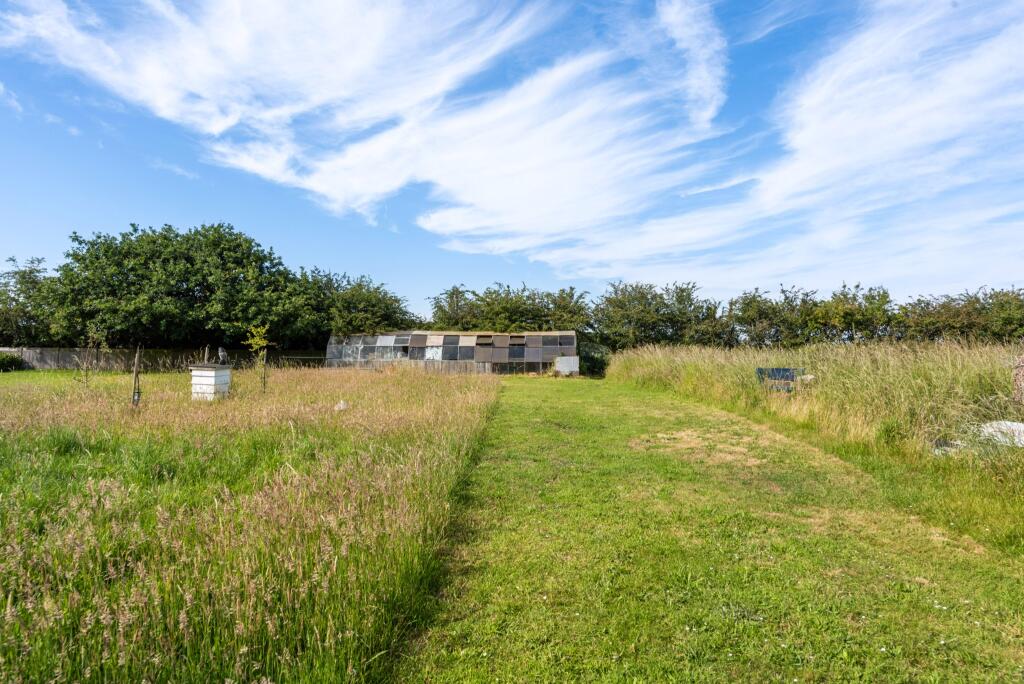 Ranvilles Lane, Fareham - More