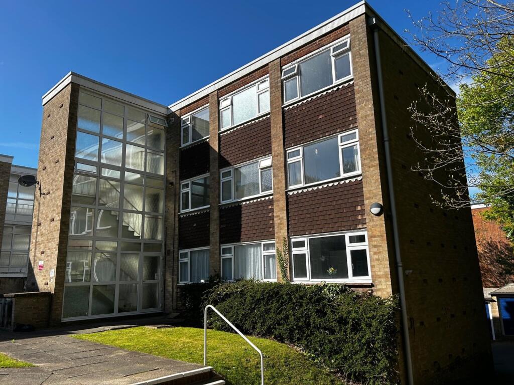 Main image of property: Perrymount Road, Haywards Heath, West Sussex, RH16