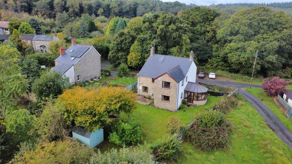 4-bed detached on Hillside, Highfield Road, Bream, Lydney, £514,500